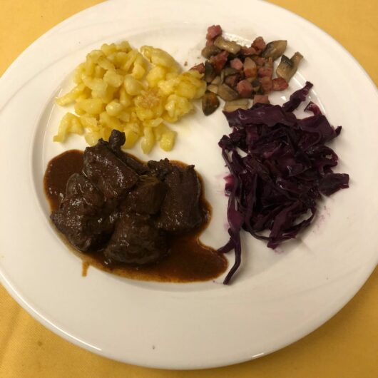 Hirschpfeffer gebeizt