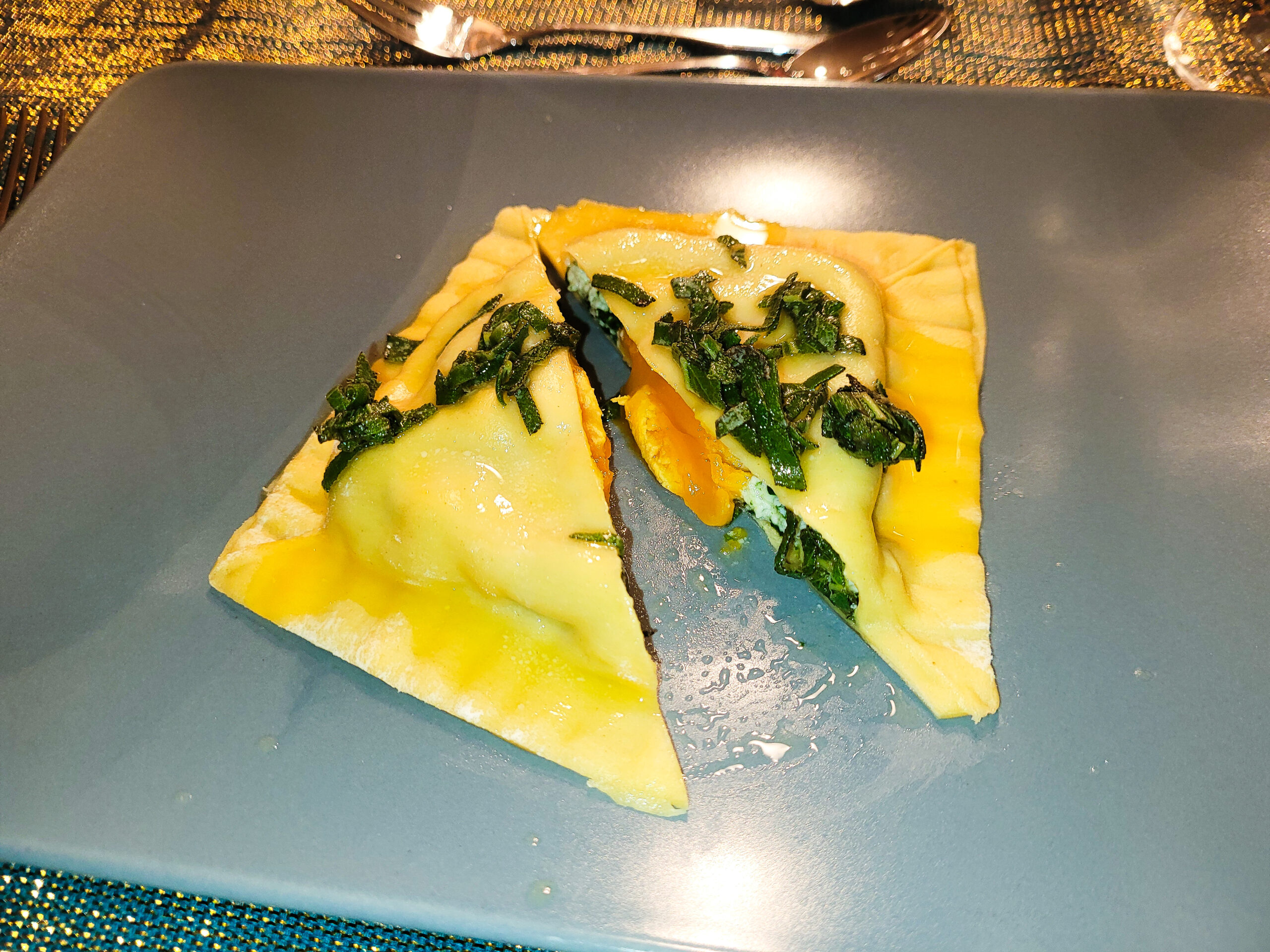 Ravioli all’uovo